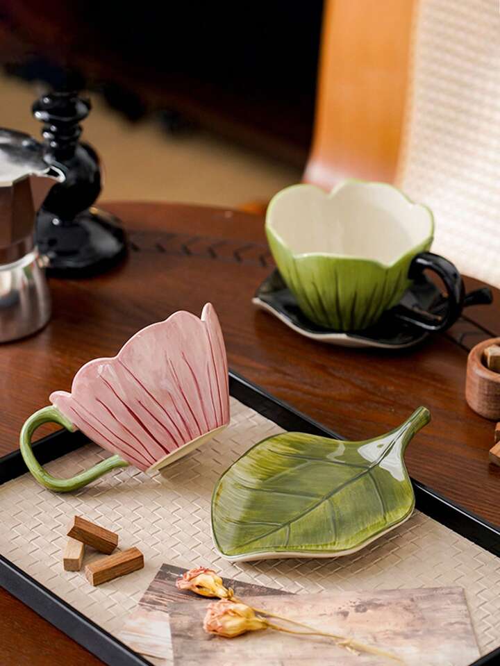 Tulip Flower and Leaf Saucer Set