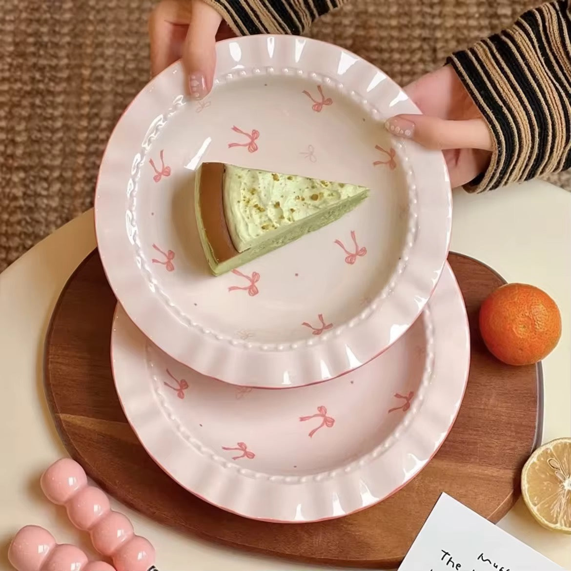 Ceramic Round Bow Plate