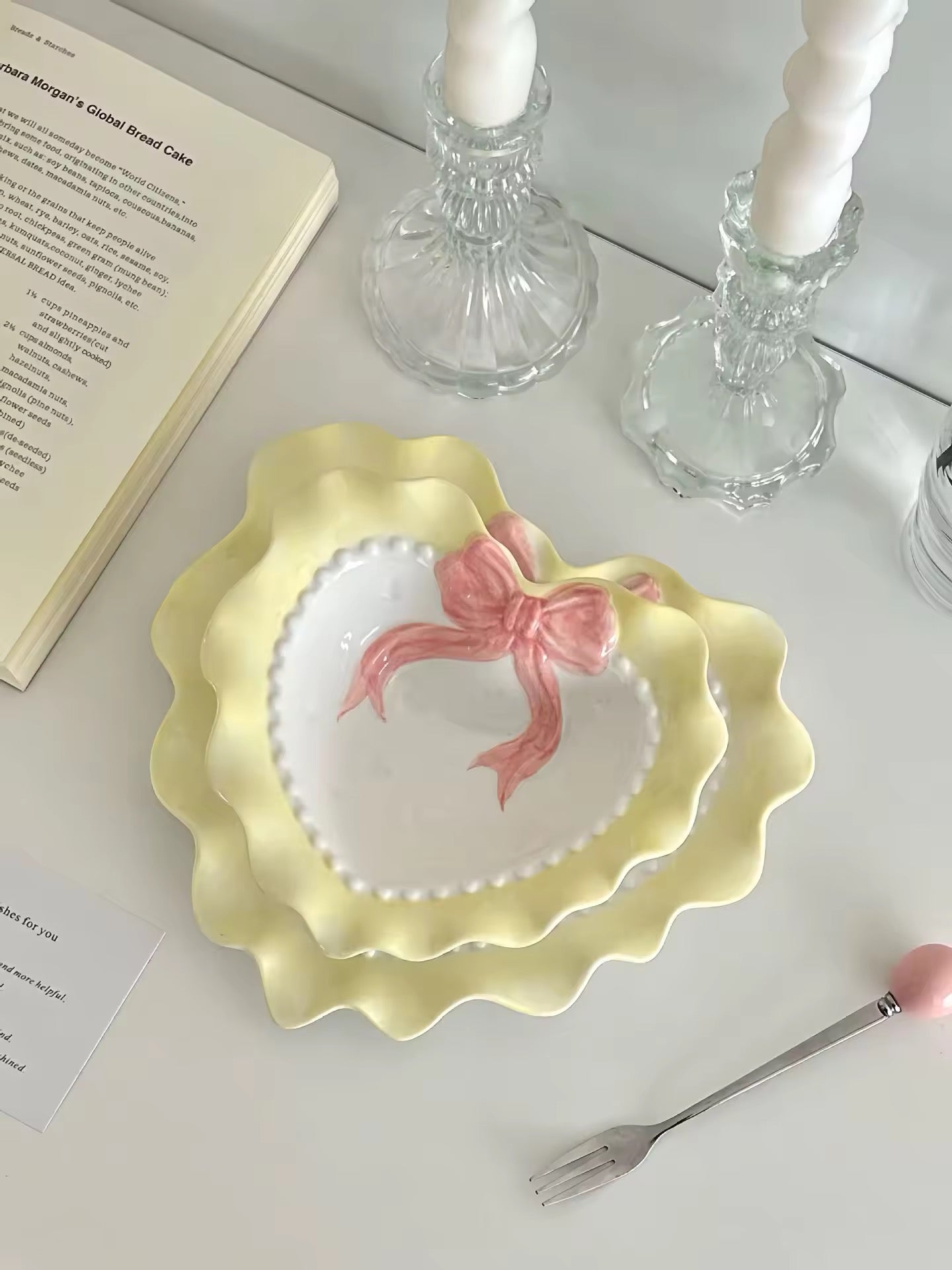 Yellow Bow Heart Plate
