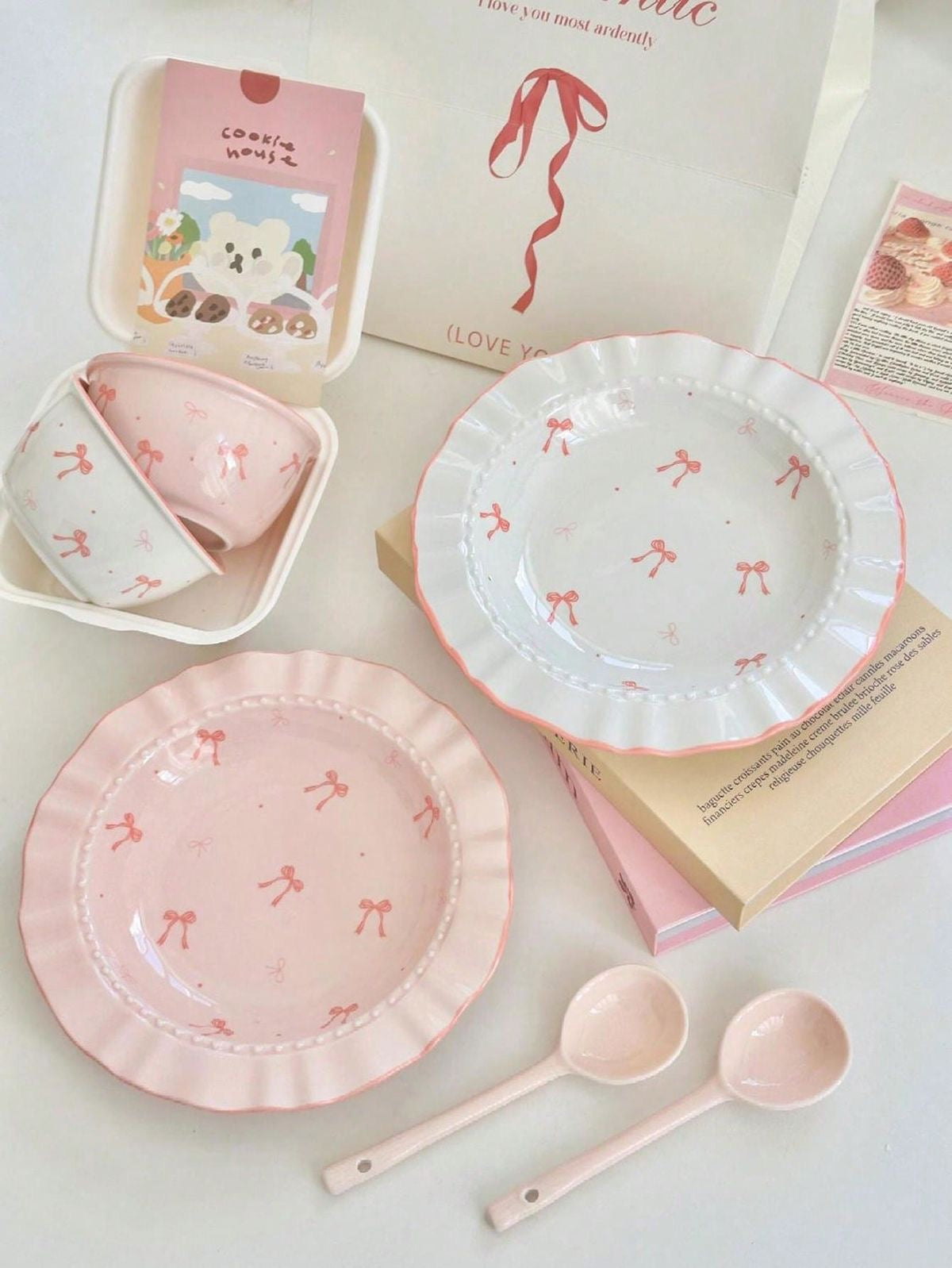Ceramic Round Bow Plate